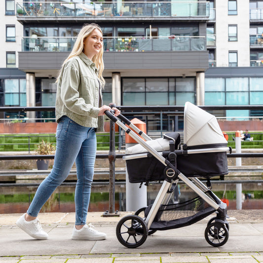 Babymore Mimi 2 in 1 Pram Pushchair - Silver 2680351