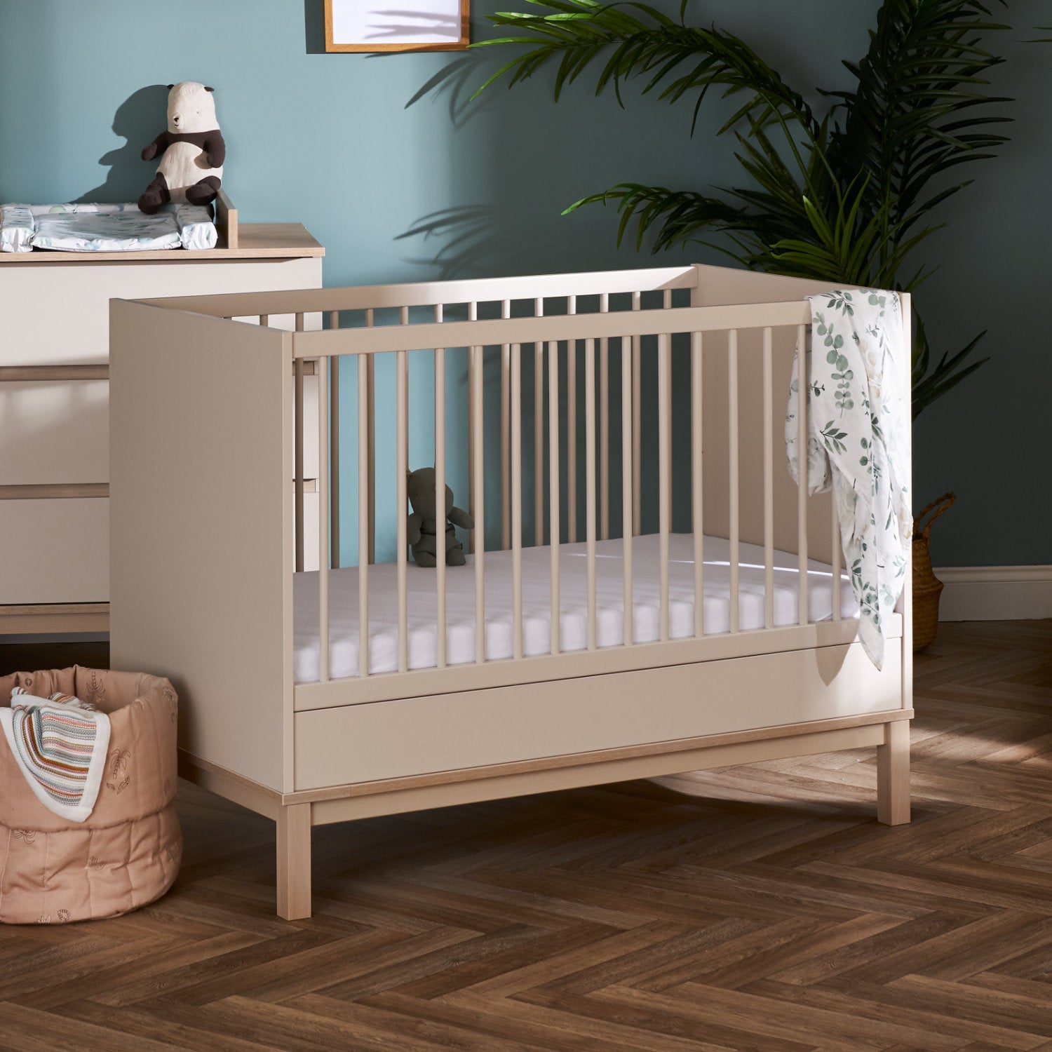 Obaby Astrid Mini Cot Bed - Satin 20OB3308