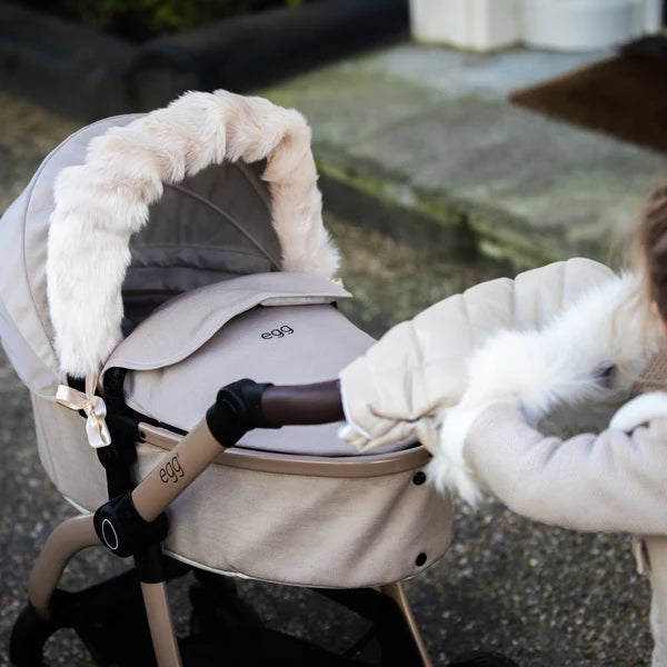 Roma_-_egg_Dolls_Pram_Fur_Accessory_Pack_-_Feather..._