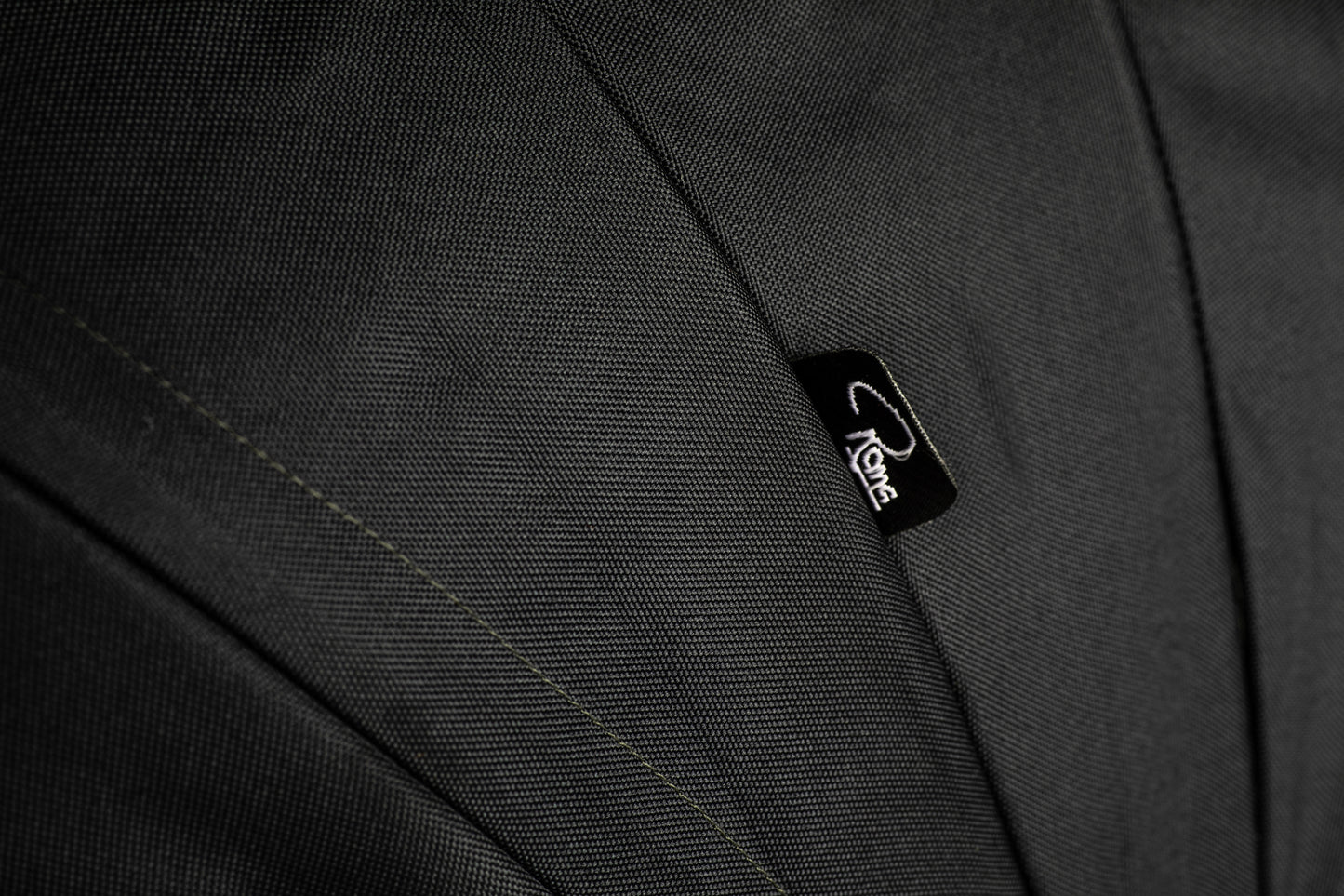 Roma Capsule 3 - Jet Black 