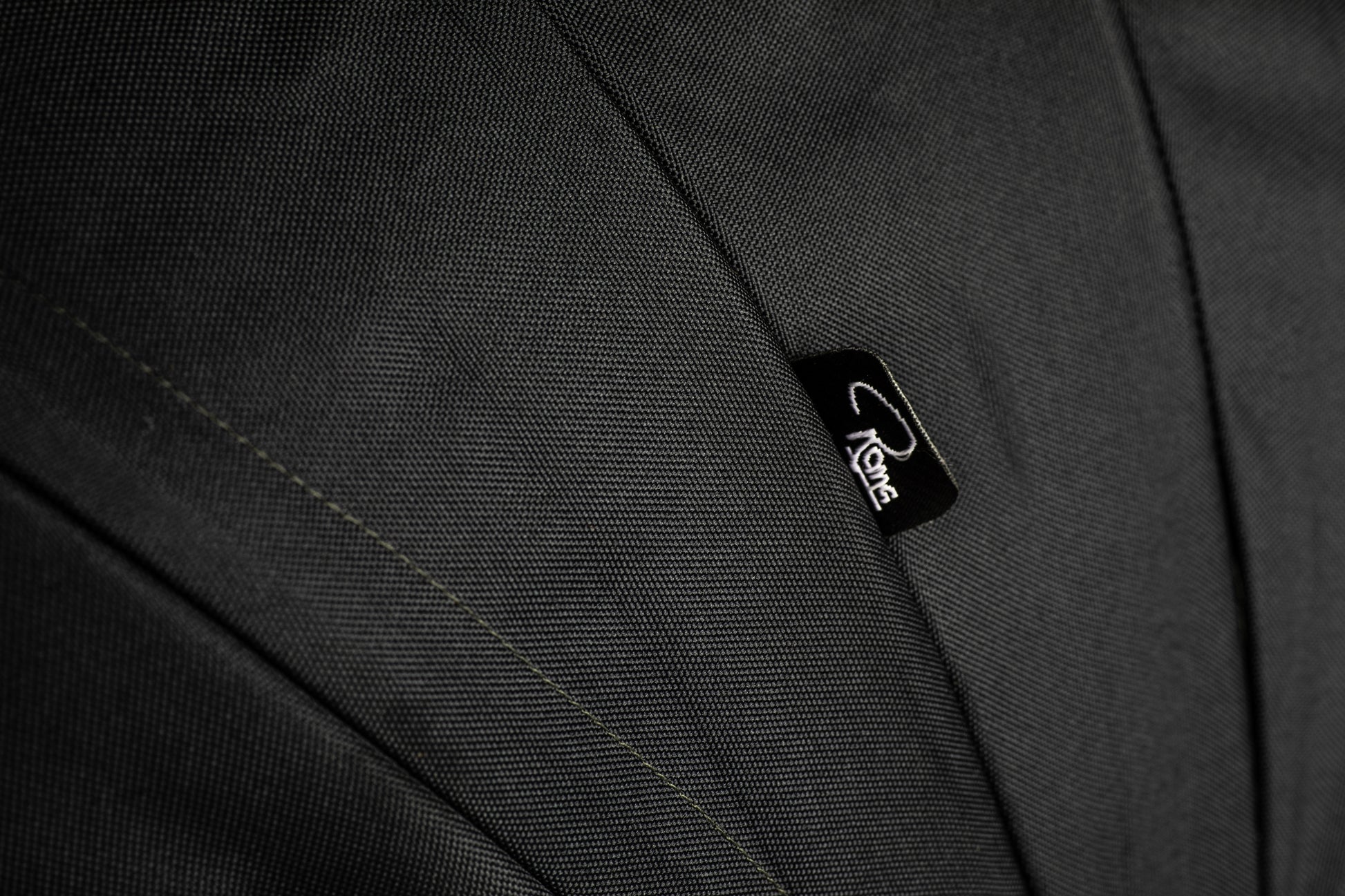 Roma Capsule 3 - Jet Black 