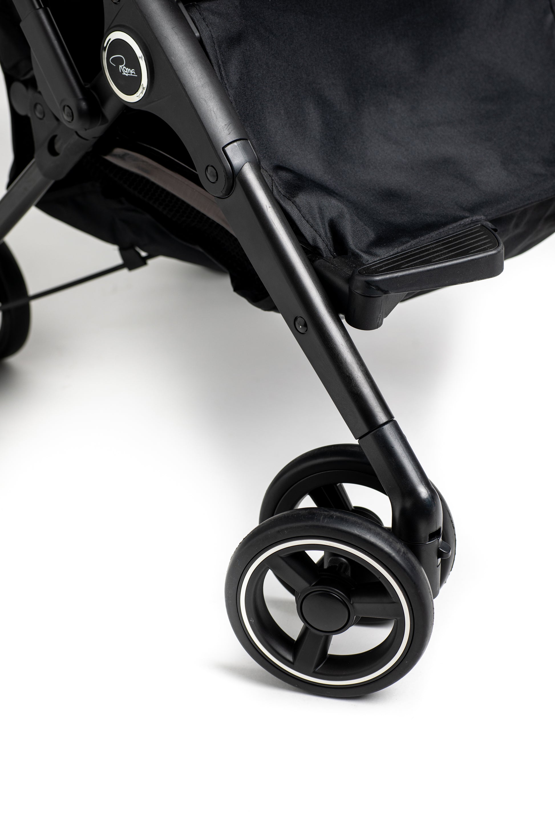 Roma Capsule 3 - Jet Black 